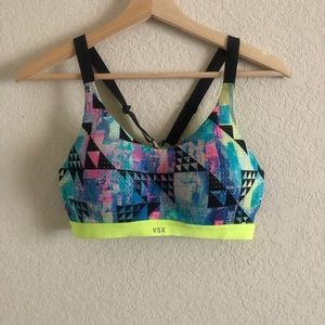 Victoria’s Secret Sport Printed Sports Bra 36B